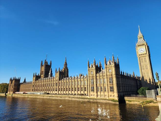 런던 웨스트민스터 궁전과 빅벤 (사진=풋볼앤트래블)