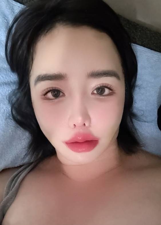박봄SNS