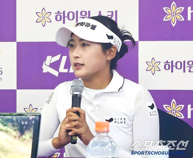 2라운드를 마치고 인터뷰 하는 김민주. 정선=스포츠조선 정현석 기자 hschung@sportschosun.com