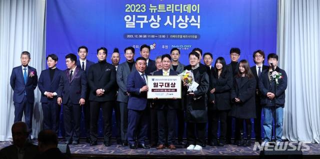 최강야구는 2023년 일구상 시상식에서 수상할 정도로 폭발적인 인기를 끌었다. 황영묵 정현수 고영우 등 최강야구 출신 프로선수들이 배출되기도 했다./뉴시스