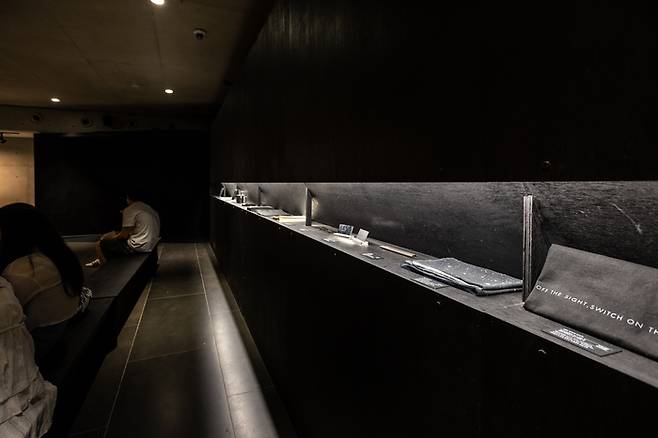 어둠 속의 대화 기획상품 / 사진=서울관광재단