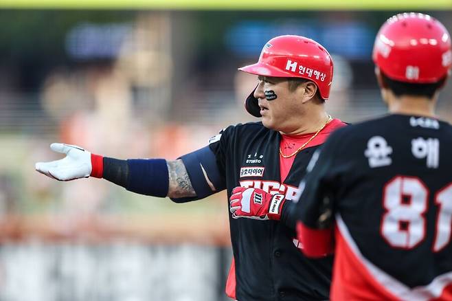 ▲ KIA는 3연전 첫 경기부터 해결사 최형우를 잃으며 첫 스텝이 꼬였다 ⓒKIA타이거즈