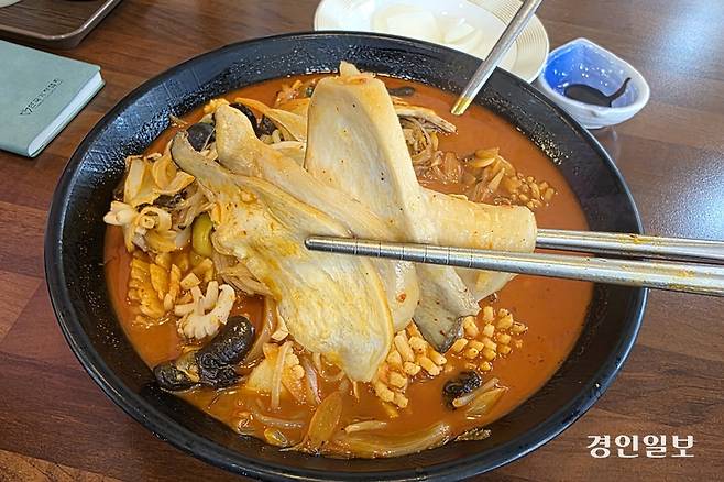 여기서 만나니 더 반가운 새송이버섯. /황성규기자 homerun@kyeongin.com