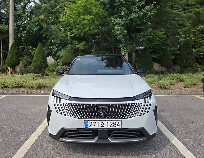 푸조 올 뉴 3008 GT 스마트 하이브리드. /권유정 기자