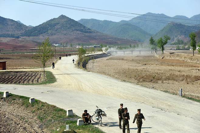 북한 평산 우라늄 정련공장에서 정화되지 않은 폐수가 방류되고, 공장 가동률도 최근 상승한 정황이 위성 영상 분석으로 드러났다. IAEA는 이 같은 보고를 인지하고 있으며, 한국 원자력 당국과 접촉 중이라고 밝혔다. (사진=게티이미지뱅크.)