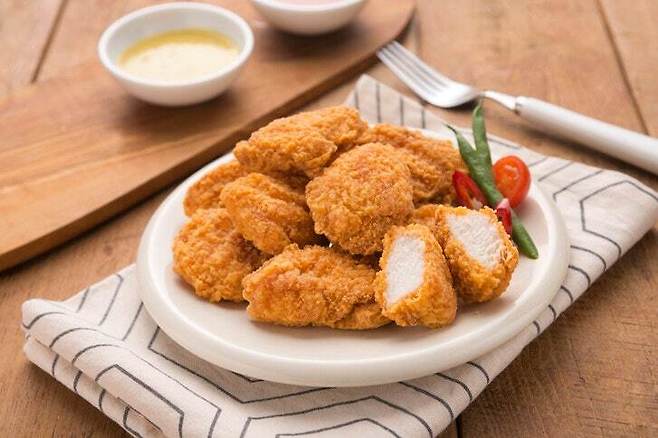 치킨 전문점이 수익성과 생존율 측면에서 가장 취약한 업종인 것으로 집계됐다. 게티이미지