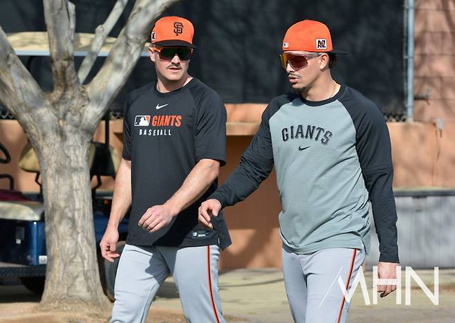 (샌프란시스코 맷 채프먼(왼쪽)과 윌리 아다메스)