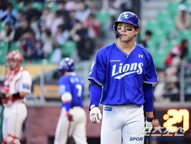 29일 인천 SSG랜더스필드에서 열린 KBO리그 SSG와 삼성의 경기. 2회 삼진 당한 삼성 김영웅. 인천=송정헌 기자songs@sportschosun.com/2025.04.29/