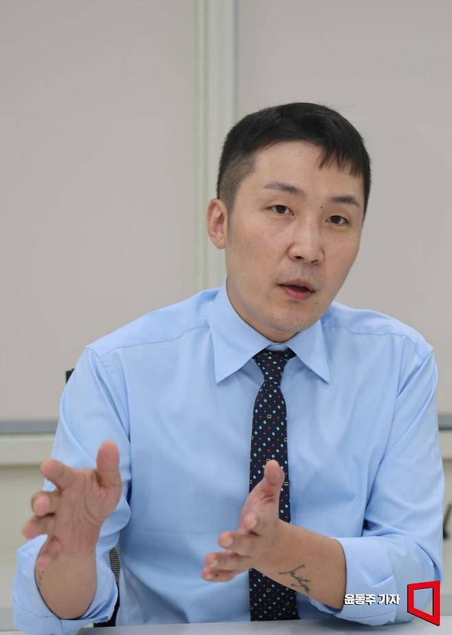 신재혁 스카이월드와이드 대표가 지난 2일 서울 강남구 사무실에서 아시아경제와 인터뷰를 하고 있다. 윤동주 기자