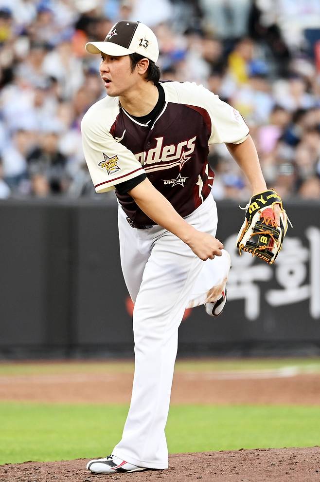 12일 대전 한화생명볼파크에서 열린 2025 KBO 올스타전, 최정이 역투 하고 있다 /허상욱 스포츠조선 기자
