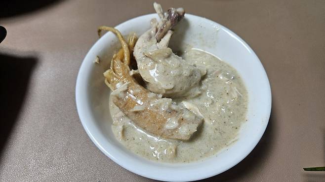 20250712_211251.jpg 저녁 야구하는 아들 몸보신 홈메이드 들깨 삼계탕