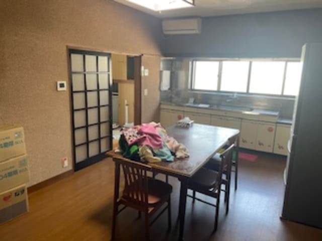 2800_9.jpg 추정가치 1억원의 일본 도야마현의 주택이 0엔..!