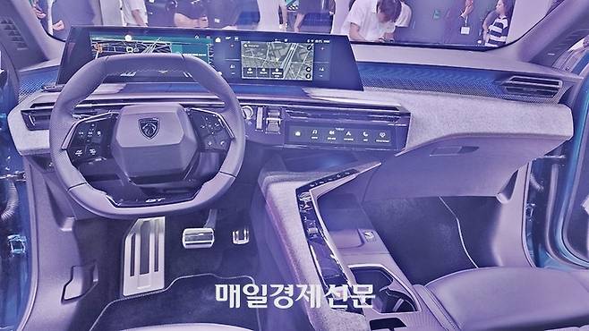 푸조 올뉴 3008  실내 [사진촬영=최기성 매경 디지털뉴스룸 기자]