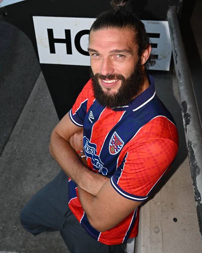 [서울=뉴시스][서울=뉴시스]잉글랜드 6부리그 입단한 앤디 캐롤. (사진=대거넘 소셜미디어 캡처) 2025.07.13. photo@newsis.com *재판매 및 DB 금지