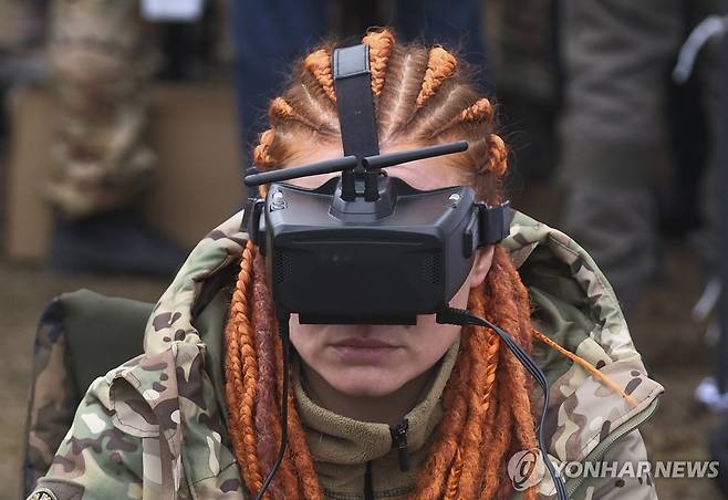 우크라이나의 드론 조종사(1월29일) [EPA=연합뉴스 자료사진. 재판매 및 DB 금지]