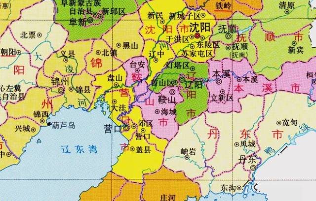 요녕성지도. 기존 한, 중 역사학계는 요하 동남쪽의 무순, 안산, 해성, 개현, 영구 등지에 고구려의 방어성들이 건립되어 있었다고 주장한다.