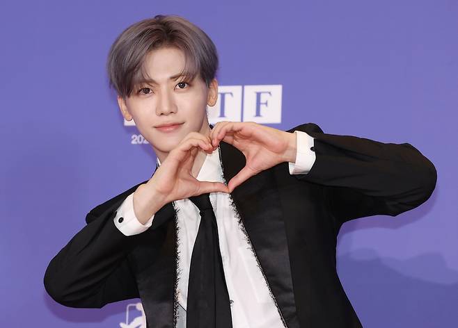하트 만드는 재민

    (서울=연합뉴스) 이재희 기자 = 그룹 엔시티 드림(NCT DREAM)의 재민이 14일 서울 송파구 롯데시네마 월드타워점에서 열린 다섯 번째 앨범 '고 백 투 더 퓨쳐' 제작 발표회에 참석, 포즈를 취하고 있다. 2025.7.14

    scape@yna.co.kr

(끝)





<저작권자(c) 연합뉴스, 무단 전재-재배포, AI 학습 및 활용 금지>