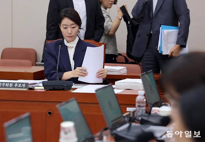 14일 오후 서울 여의도 국회에서 강선우 여성가족부 장관 후보자 인사청문회가 열렸다. 장승윤 기자 tomato99@donga.com