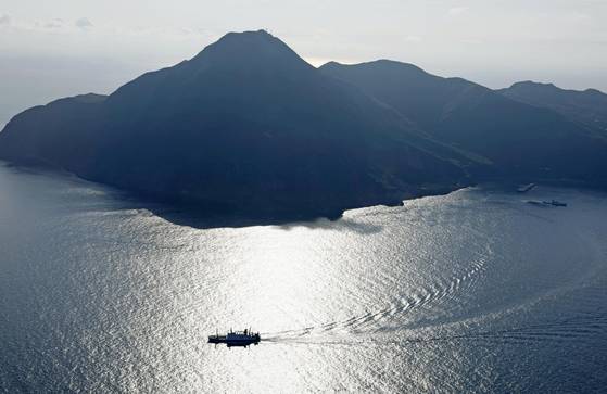 지진이 일어난 일본 규슈 가고시마현 도카라 열도의 아쿠세키지마. 로리터=연합뉴스