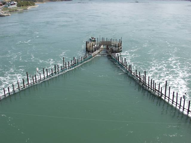 세계중요농업유산으로 등재된 남해 지족해협 죽방렴어업. 사진 제공=남해군