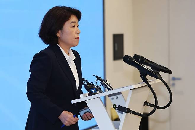 민중기 특별검사팀 오정희 특검보가 특검 수사 관련 정례 브리핑을 하고 있다. ⓒ연합뉴스