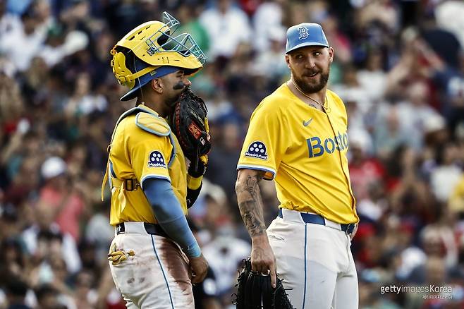 카를로스 나바에즈-개럿 크로셰. 사진=게티이미지코리아