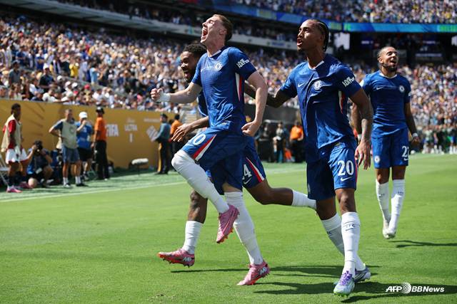 첼시 선수들의 골 세리머니. /AFPBBNews=뉴스1