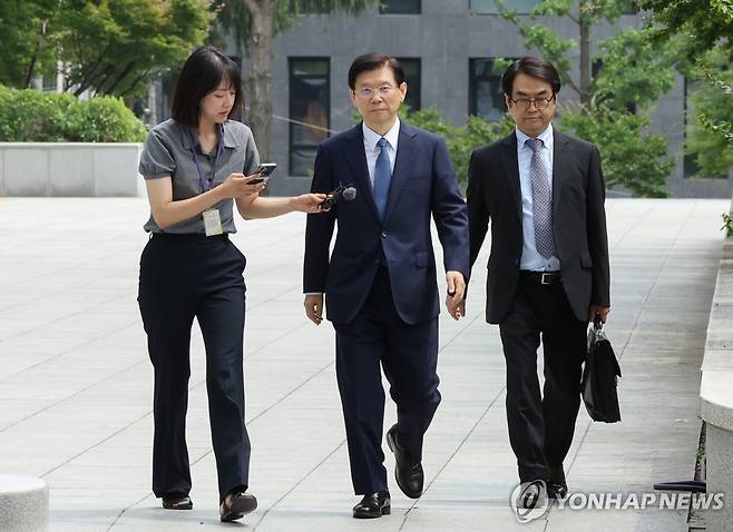 내란특검 출석하는 박종준 전 대통령경호처장 [연합뉴스 자료사진]