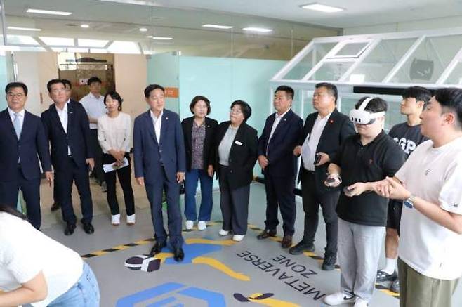 전남도의회 기획행정위원회는 지역 대학과 지역사회 간 상생 협력 모델 구축을 위해 전남 동부권 대학을 방문했다. 전남도의회 제공