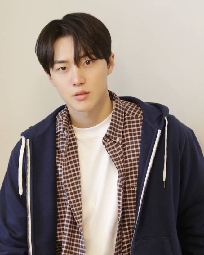 신예 김유준, ENA 새 월화드라마 ‘아이쇼핑’ 캐스팅