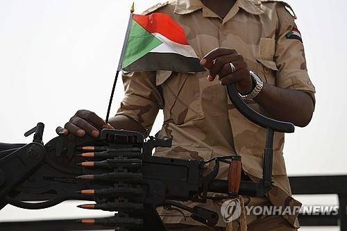 수단 신속지원군(RSF) 대원. AP 연합뉴스 자료사진