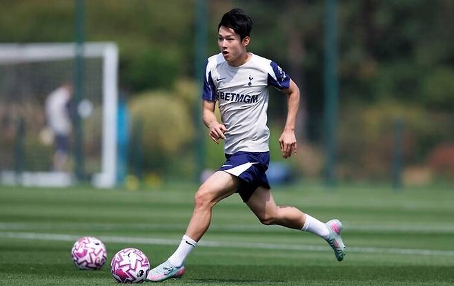 양민혁 훈련 모습. 토트넘 홋스퍼 누리집 갈무리