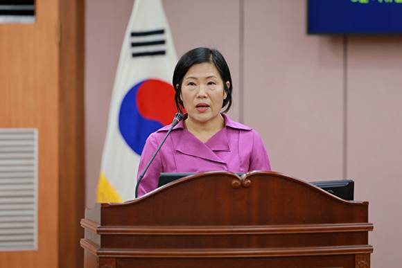 홍종숙 증평군의원이 15일 5분 자유발언을 하고 있다. [사진=증평군의회]