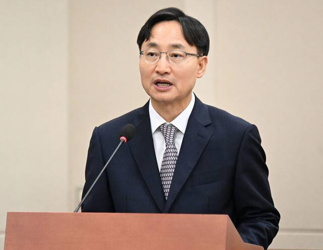 임광현 국세청장 후보자가 15일 서울 여의도 국회 기획재정위원회에서 열린 인사청문회에서 발언하고 있다. 이병주 기자