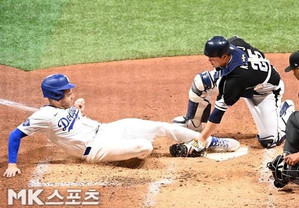 지난 3월 서울을 방문한 자리에서 경기하고 있는 프리먼의 모습. 사진= MK스포츠 DB