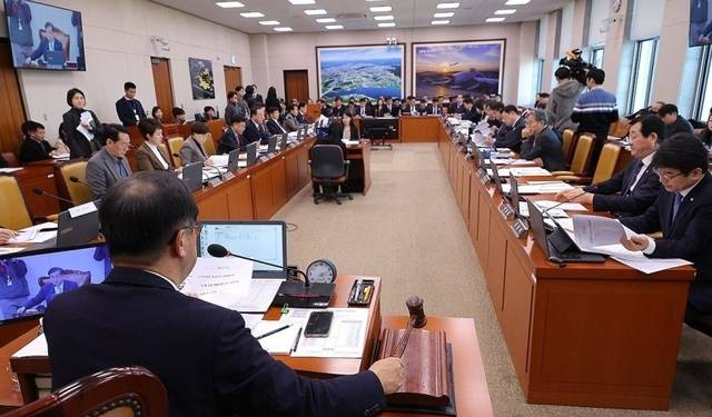국회 국토위 전체회의. 연합뉴스