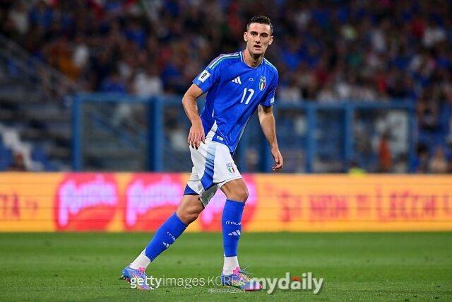 나폴리는 누녜스 대신 로렌조 루카 영입으로 선회한 것으로 알려졌다. /게티이미지코리아