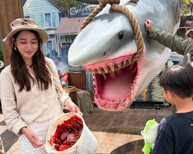 이민정이 미국 유니버설 스튜디오를 아들과 방문했다. / 이민정 소셜미디어