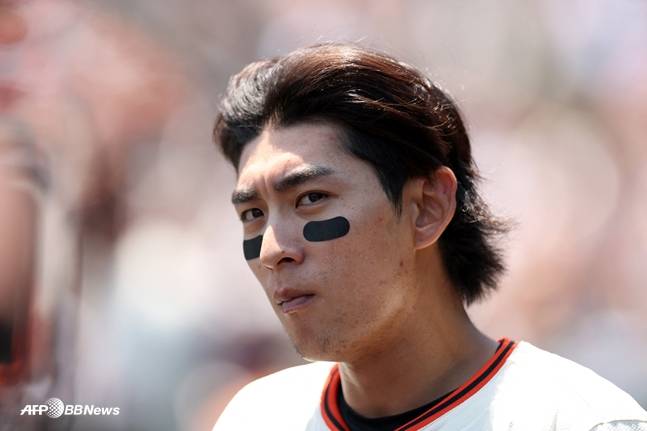 아쉬워하는 이정후. /AFPBBNews=뉴스1