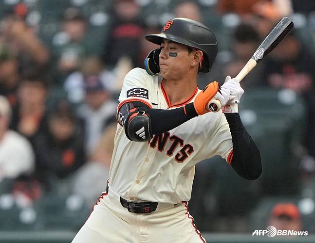 타석에 임하고 있는 이정후. /AFPBBNews=뉴스1