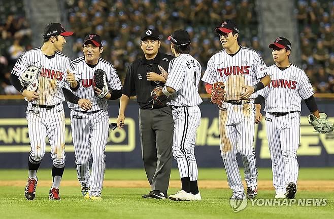 LG 트윈스 선수단 [연합뉴스 자료사진]