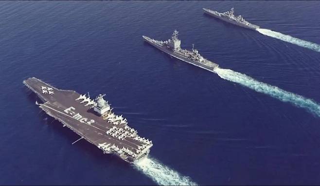 b96f2fc0f72e4e858afd9c45a886bd90~tplv-photomode-image-v1_q70.webp.ren.jpg 미국 해군의 퇴역한 전설의 원자력 항공모함, USS Enterprise(CVN-65)