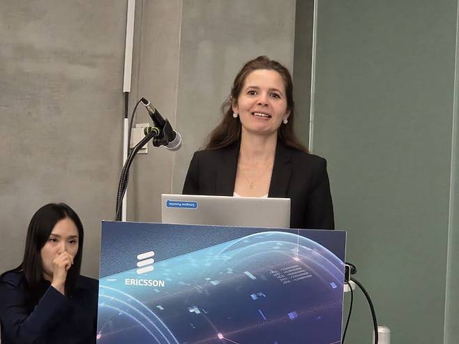 시벨 톰바즈 에릭슨 코리아 파트너스 CEO가 15일 서울 중구 HSBC 빌딩에서 열린 국내 기자간담회에서 발언하고 있다. 사진=구자윤 기자