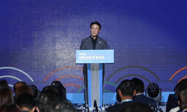 김민석 국무총리가 16일 경북 경주 라한셀렉트에서 열린 대한상공회의소 하계포럼에서 기조연설하고 있다. 대한상의 제공