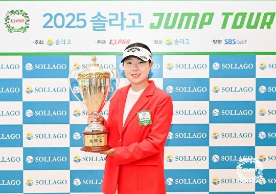 최정원B가 KLPGA 점프투어 데뷔전에서 우승을 차지했다 / 사진=KLPGA