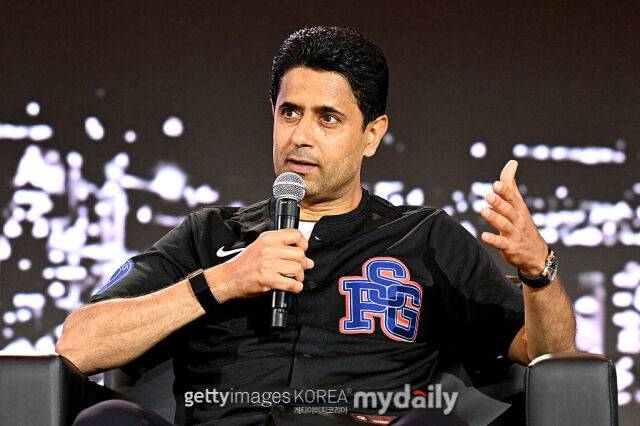 루이스 엔리케 감독을 옹호한 알 켈라이피 회장. /게티이미지코리아