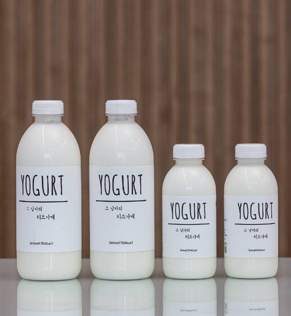 <그 남자의 치즈가게>에서 생산한 요구르트 제품.