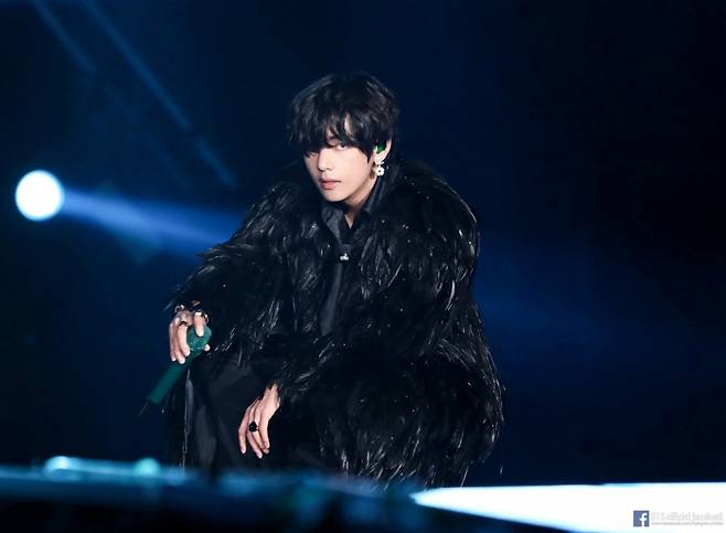 아미가 죽기 전 꼭 봐야 할 무대..방탄소년단 뷔 '싱글래리티' MV 2억뷰 돌파