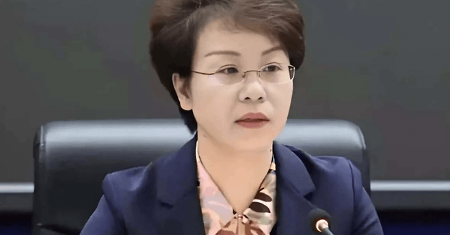 24b0d121e09c28a8699fe8b115ef046c61f12e4c9cec