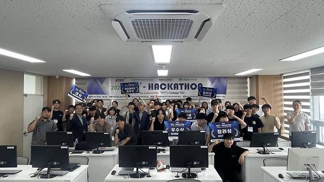 해커톤 교육 현장. 영림원소프트랩 제공